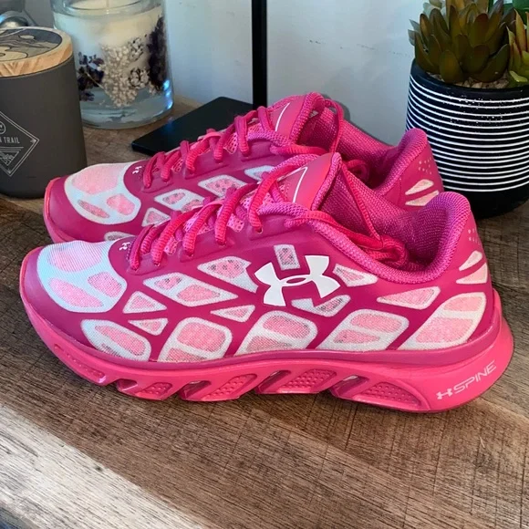 Under Armour Spine Youth Pink & White Running Sneakers Size 6.5Y / Women’s 7.5/8 - Picture 8 of 15